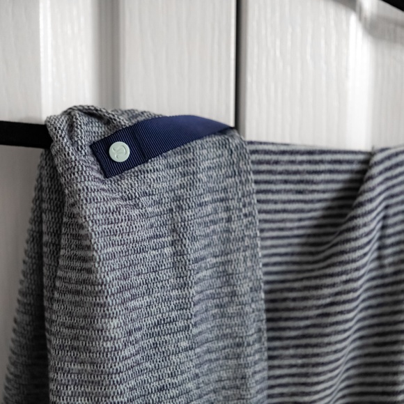 LULULEMON Blue Heathered Snap Scarf *LIKE NEW* - Picture 7 of 8